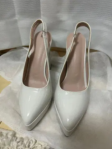 화이트 하이힐 웨딩 슈즈 웨딩