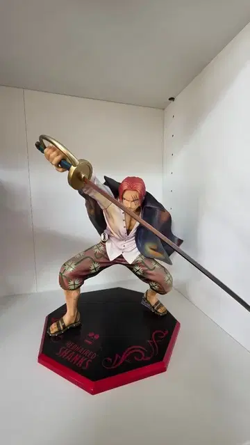 pop 빨간머리 샹크스