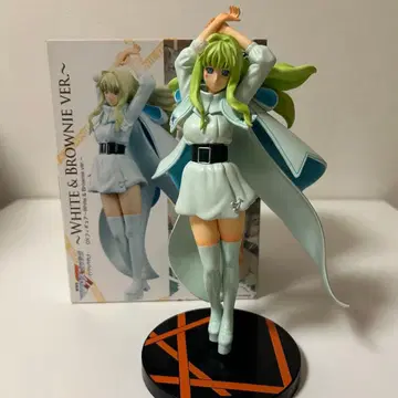 마크로스F 셰릴 피규어