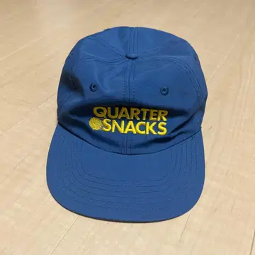 QUARTER SNACKS 네이비 캡