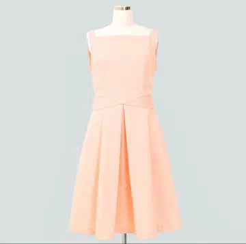 FOXEY 슬리브리스 턱 원피스