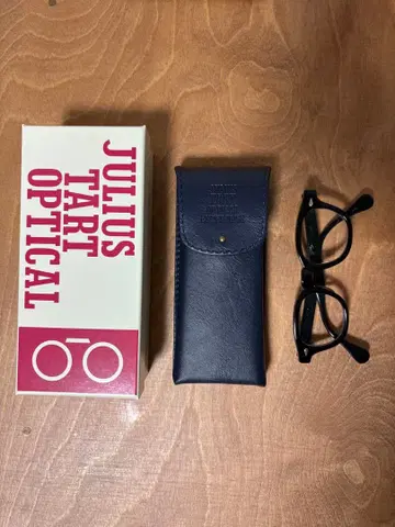 JULIUS TART OPTICAL 블랙 케이스 포함 44-22