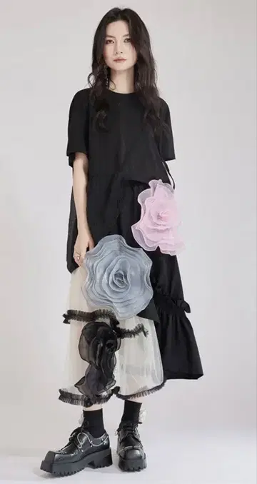 [ Londa ] 빅 플라워 시스루 스커트