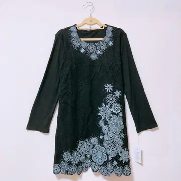 [미사용 새상품] 원피스 튜닉 티셔츠 꽃무늬 자수 L사이즈