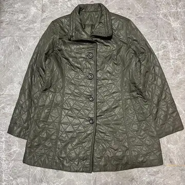 BEPRECIOUS 퀼팅 자켓 올리브 그린