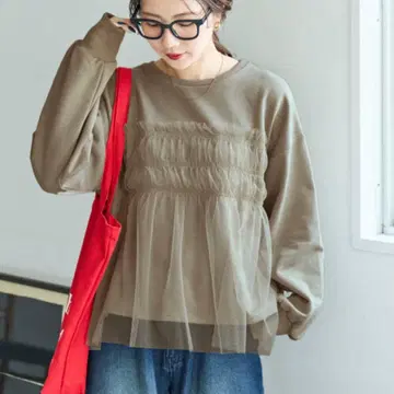 프릭스스토어 튤 개더 맨투맨 베이지