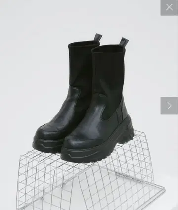 [ yomo 기획 ] 스트레치 통굽 미들 부츠