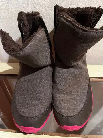 리복 스노우 부츠 다크 그레이