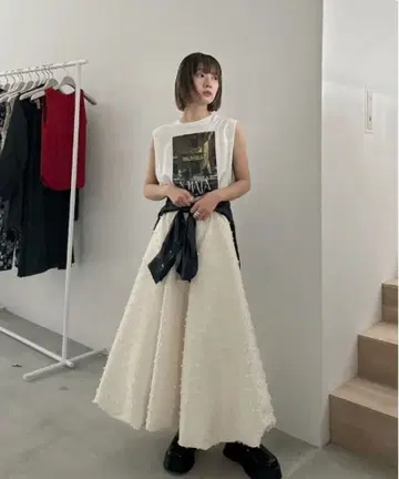 AMERI RIBBON LIKE BALLOON SKIRT