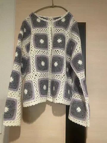 [ FUR FUR ] 니트 스퀘어 디자인 가디건