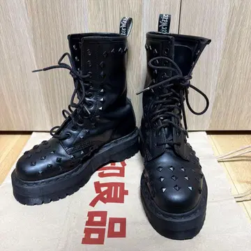 Dr.Martens 10홀 부츠 스터드 1490STUD UK4
