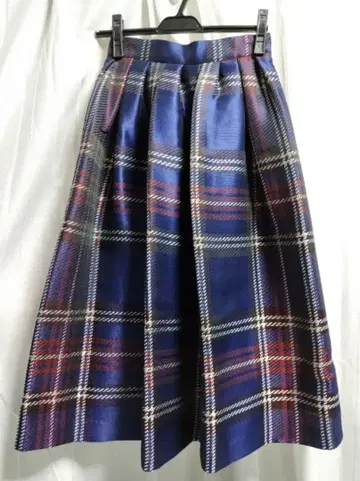 Sov. 자카드 체크 플레어 스커트