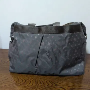 메메사와 가방 보스턴 백