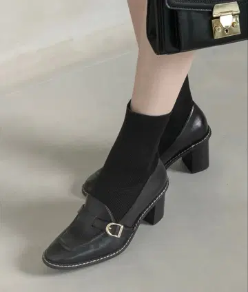 [ RANDA ] 스트레치 삭스 앵클부츠