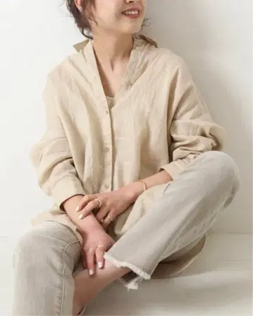 spick and span 80 린넨 빅 실루엣 셔츠 골드 버튼