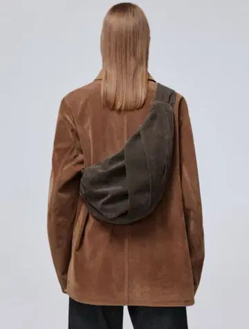 심플 프로젝트 숄더백 브라운