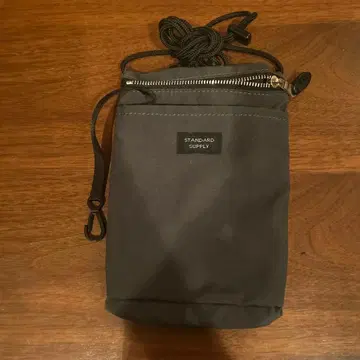 스탠다드 서플라이 사코슈