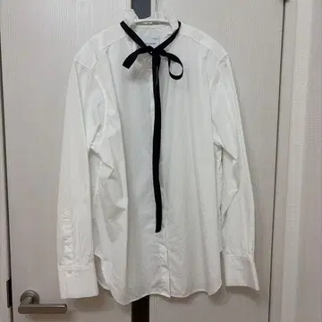 UNITED ARROWS 화이트 리본 포함 긴팔 셔츠