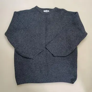 ADRER 다크 그레이 니트 스웨터