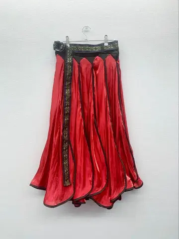 hazama 운명 개화의 플레어 스커트