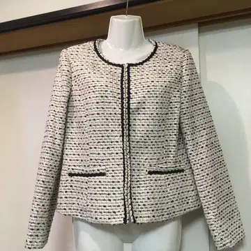 새상품급 노카라 트위드 자켓 화이트 블랙