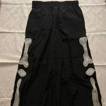 TRAVEL 스켈레톤 나일론 팬츠 블랙