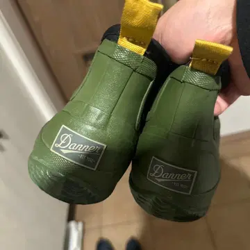 Danner 올리브 밴딩 숏부츠