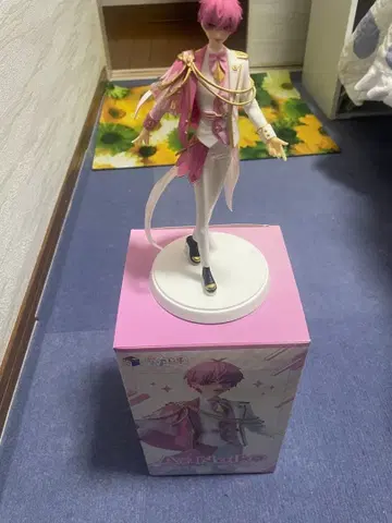 이레이스 나이코 군 피규어