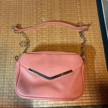 핑크색 숄더백 체인 스트랩 포함