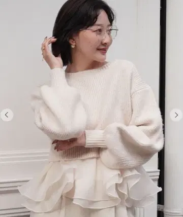 코코딜 페플럼 블라우스 x 퍼프 슬리브 니트 세트