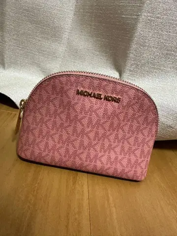 MICHAEL KORS 핑크 아치형 파우치