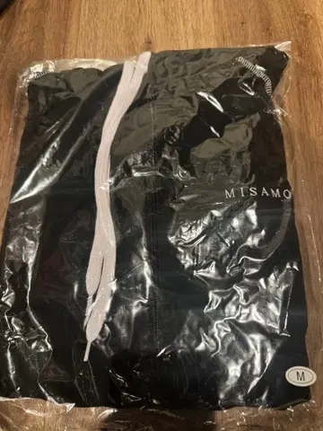 MISAMO 지퍼 후드티
