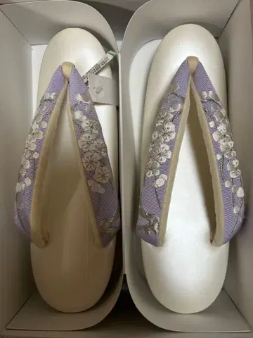 일본 의류 조리 조리 기모노에 퍼플의 하나오 화이트의 대지