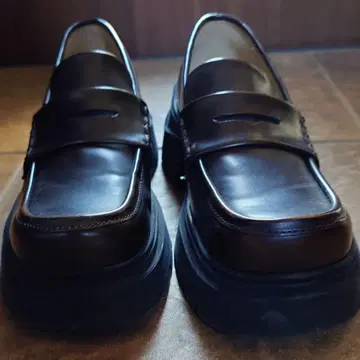 MOUSSY PLATFORM 로퍼