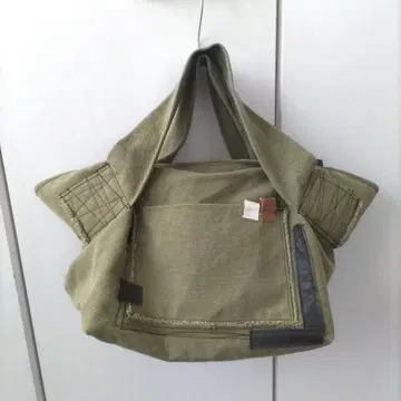 Tuttifun 캔버스와 가죽의 백 카키