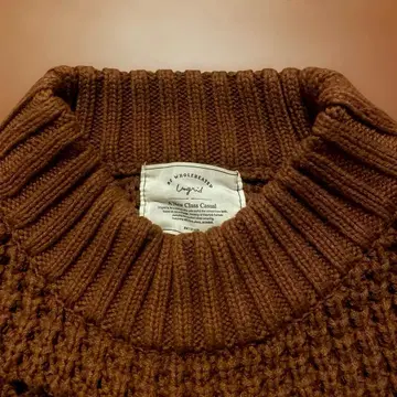 언그리드 리브 니트 스웨터