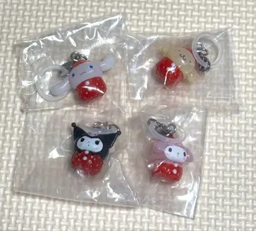 산리오 딸기 메지루시 액세서리 4점 세트