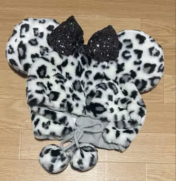 레오파드 무늬 귀도리 모자 (스팽글 리본 포함)