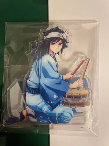 토미오카 기유 귀멸의 칼날 아크릴 스탠드 아와오도리