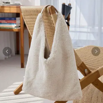 퍼 토트백 아이보리 브라운