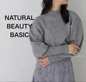 NATURAL BEAUTY BASIC 플라워 스팽글 크롭 니트