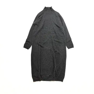 에붐에바 니트 원피스 울 100% 하이넥 차콜