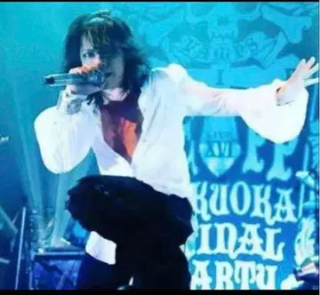 hyde 착용 if txs4w 백 레이스 턱시도 라르크