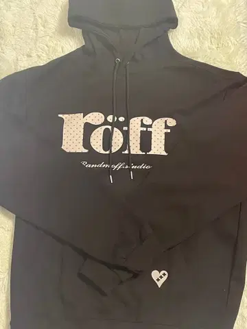 RANDOMOFE 후드티 후드 부착