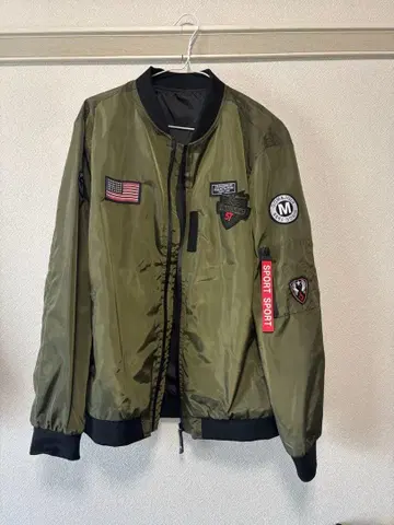 올리브 그린 MA-1 자켓 패치 포함