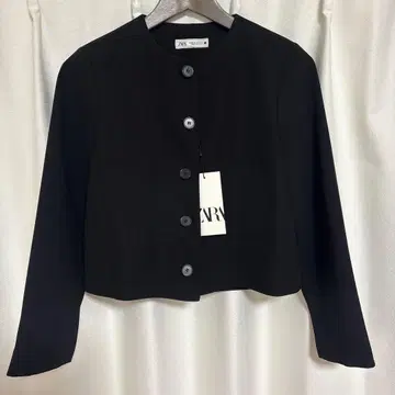 ZARA 새상품 크롭 자켓 사이즈 XS