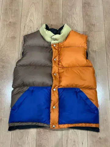 미국제 크레센트 다운웍스 다운 베스트