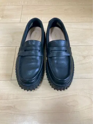 Clarks Torhill Penny 토힐페니 23.5cm