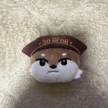 NEXZ 소곤 공 스키 인형 배지