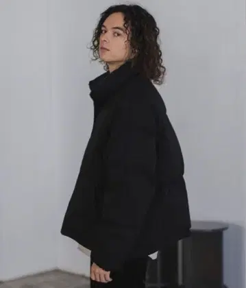 캐스퍼 존 리버서블 다운 자켓 블랙